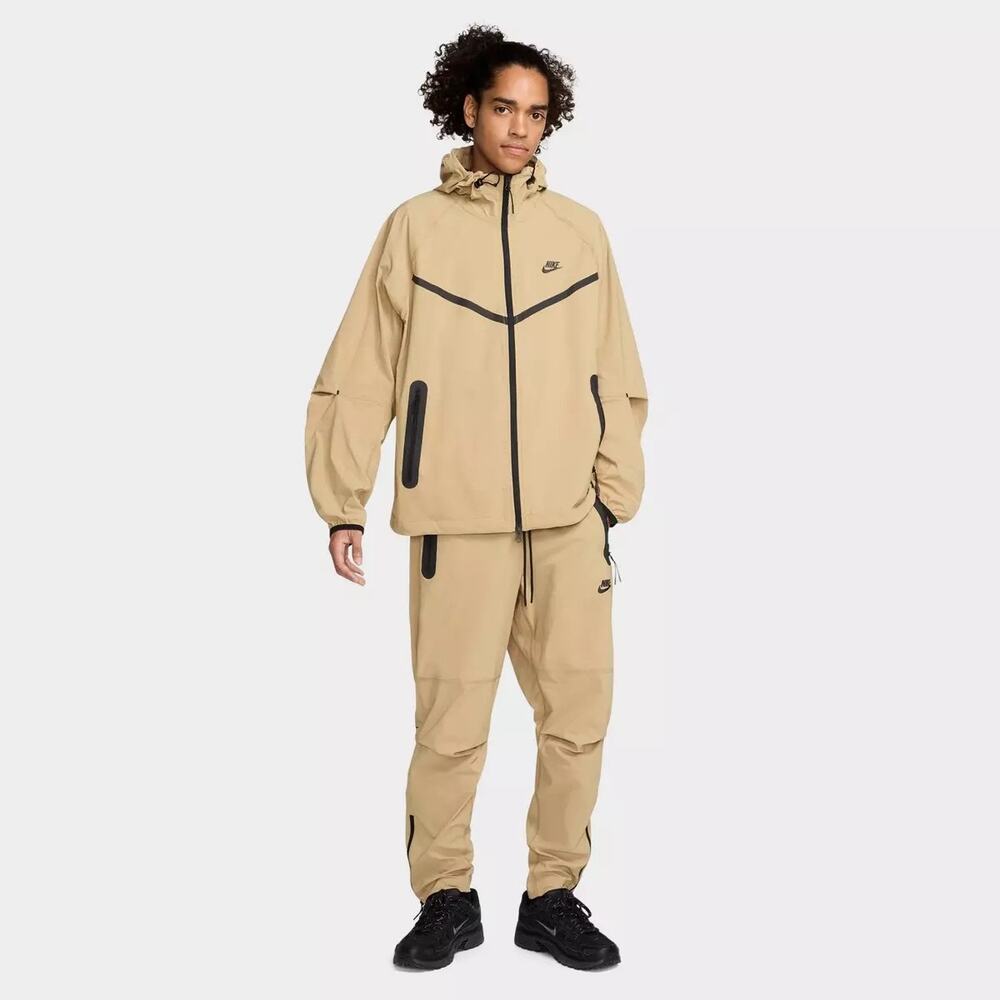 NEW Nike Tech Windrunner Jacket S Beige Woven Full Zip Hooded Streetwear - Picture 3 of 11